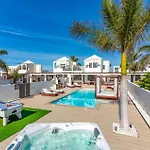 Lorena By Villa Playa Blanca
