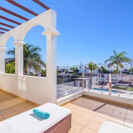 Lorena By Villa Playa Blanca